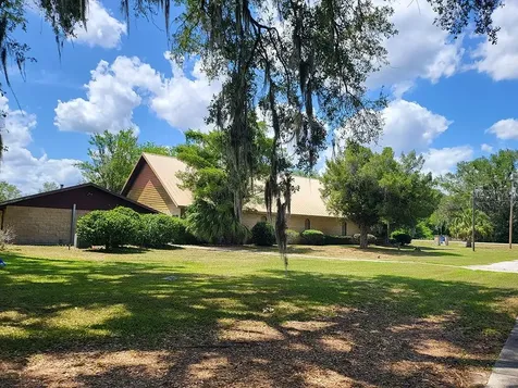 1990 SE Highway 42 Summerfield FL 34491