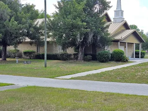 1990 SE Highway 42 Summerfield FL 34491