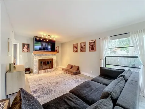 719 Cherokee Circle Sanford FL 32773