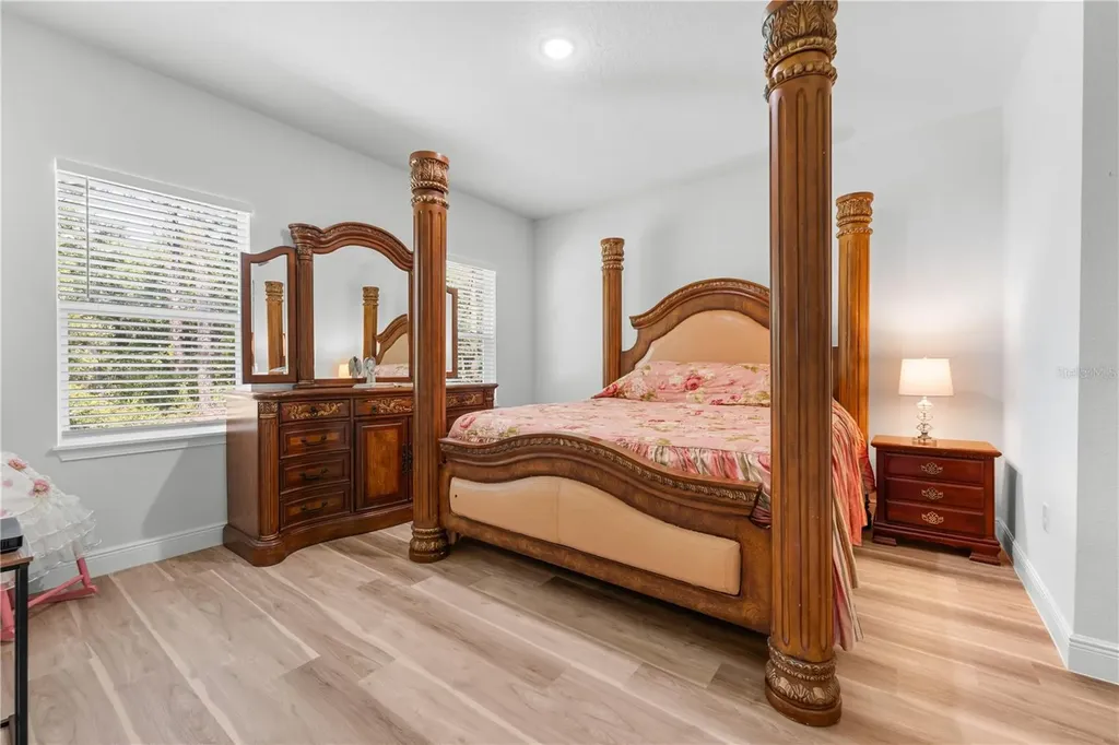 768 Marion Oaks Manor Ocala FL 34473