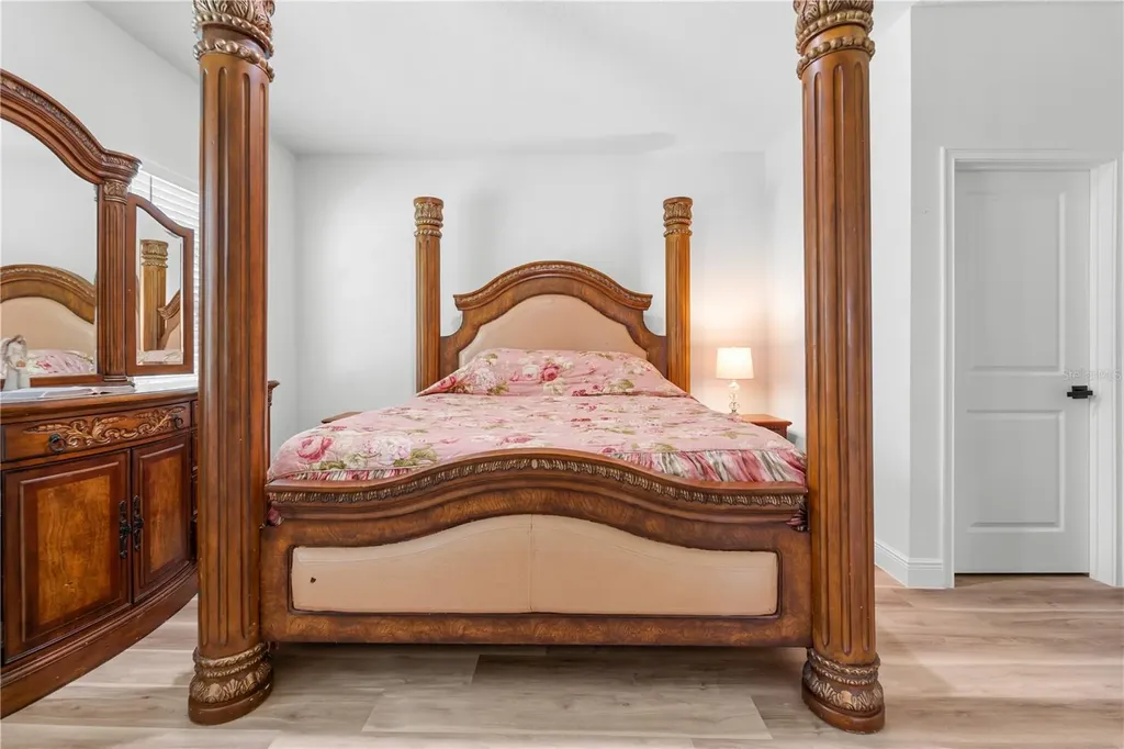 768 Marion Oaks Manor Ocala FL 34473