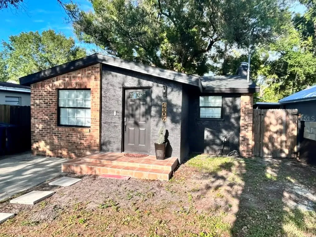 4607 N 35th Street Tampa FL 33610