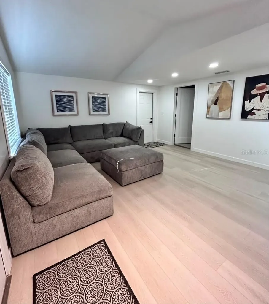 4607 N 35th Street Tampa FL 33610