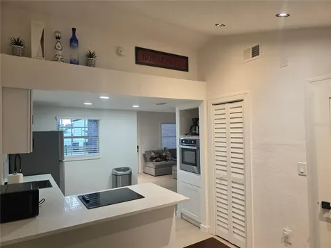 4607 N 35th Street Tampa FL 33610