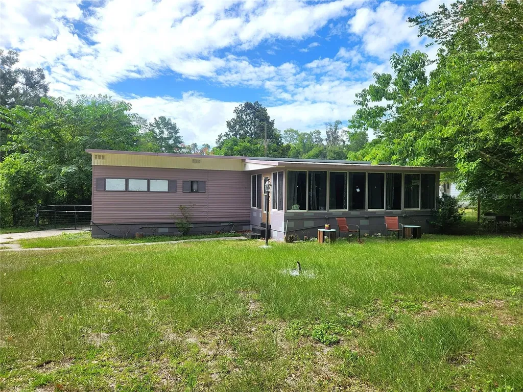 900 NW 42nd Place Ocala FL 34475