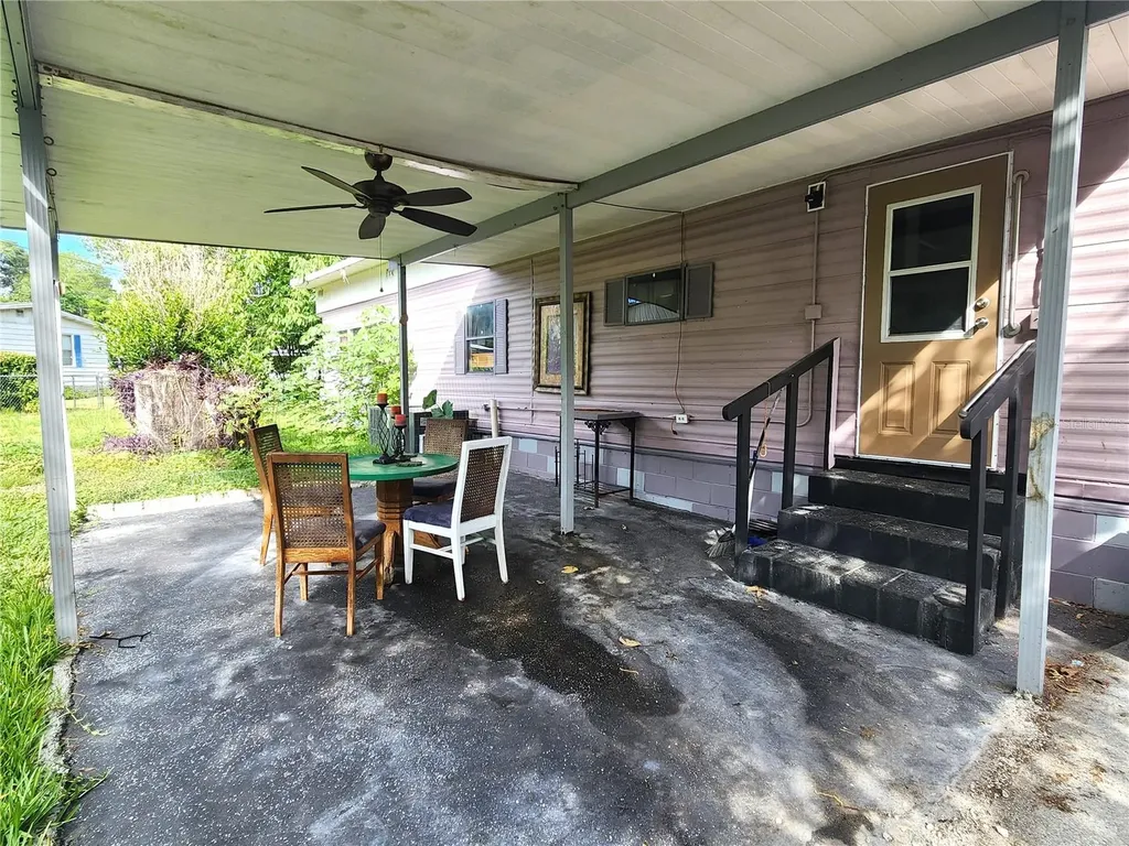 900 NW 42nd Place Ocala FL 34475