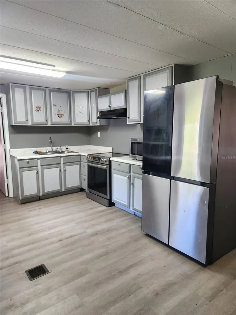 900 NW 42nd Place Ocala FL 34475