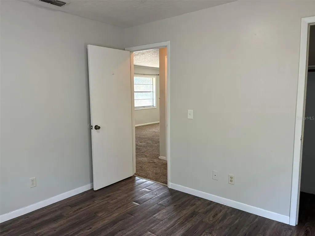 320 Queen Avenue Oviedo FL 32765