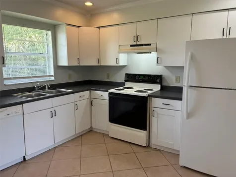 320 Queen Avenue Oviedo FL 32765