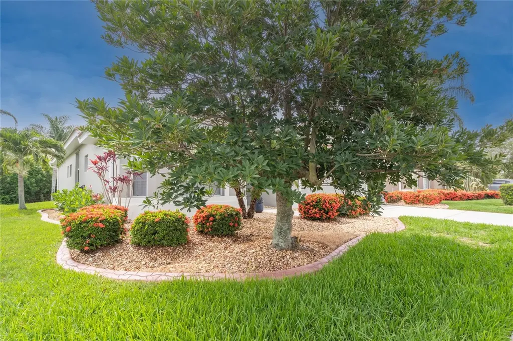 8964 Stone Harbour Loop Bradenton FL 34212
