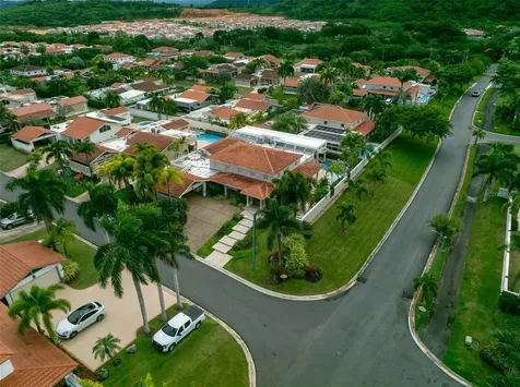 254 Sabanera Dorado PR 00646