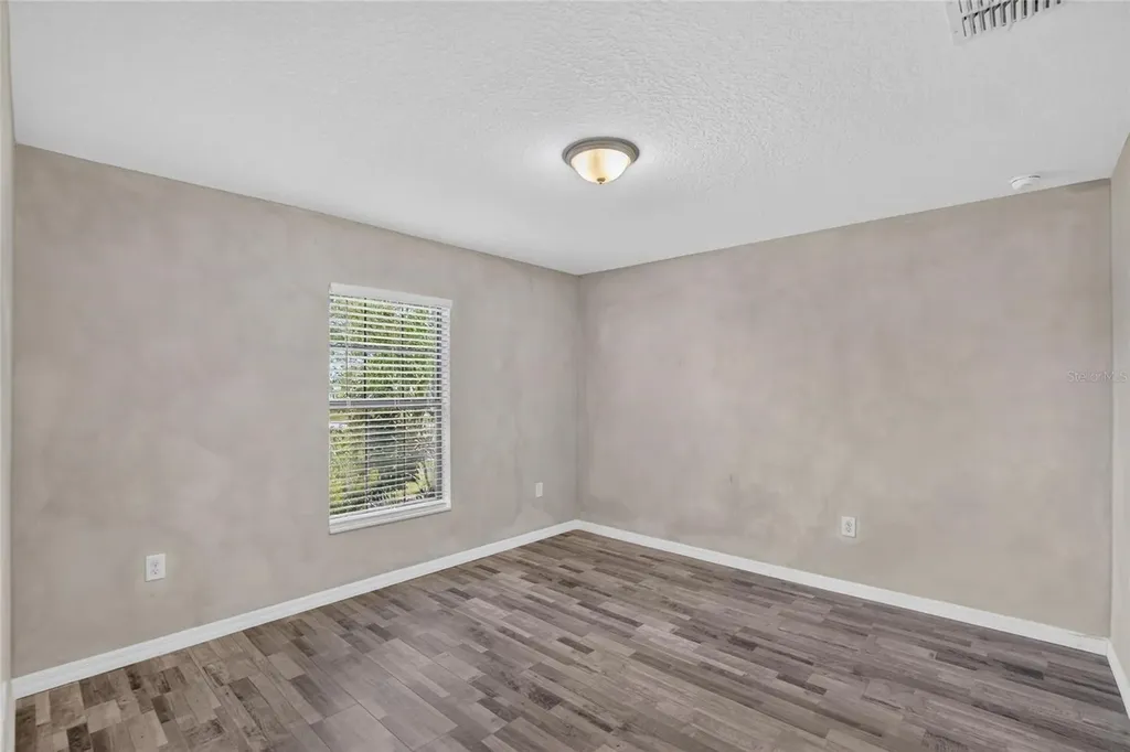 1115 Wynnmere Walk Avenue Ruskin FL 33570