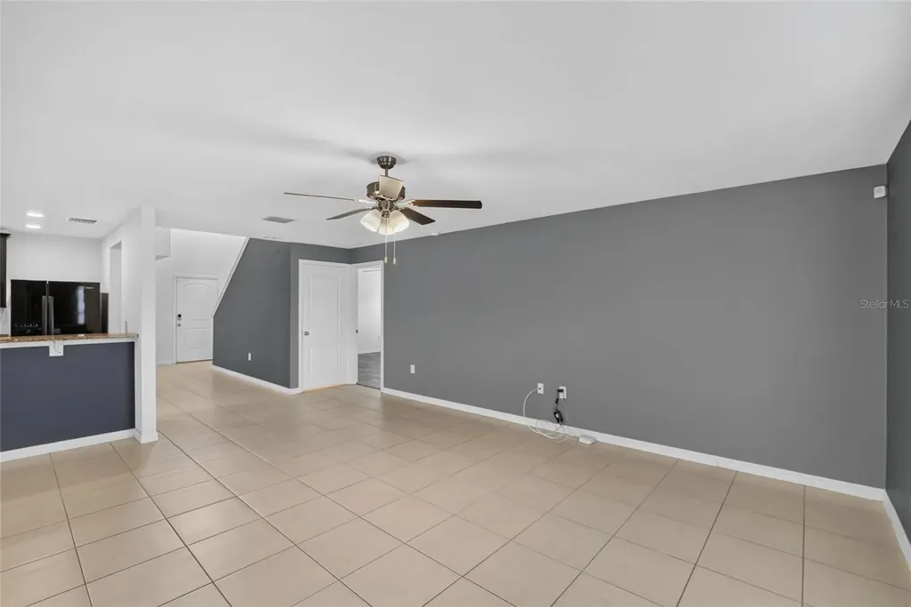1115 Wynnmere Walk Avenue Ruskin FL 33570