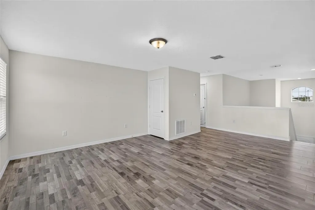 1115 Wynnmere Walk Avenue Ruskin FL 33570