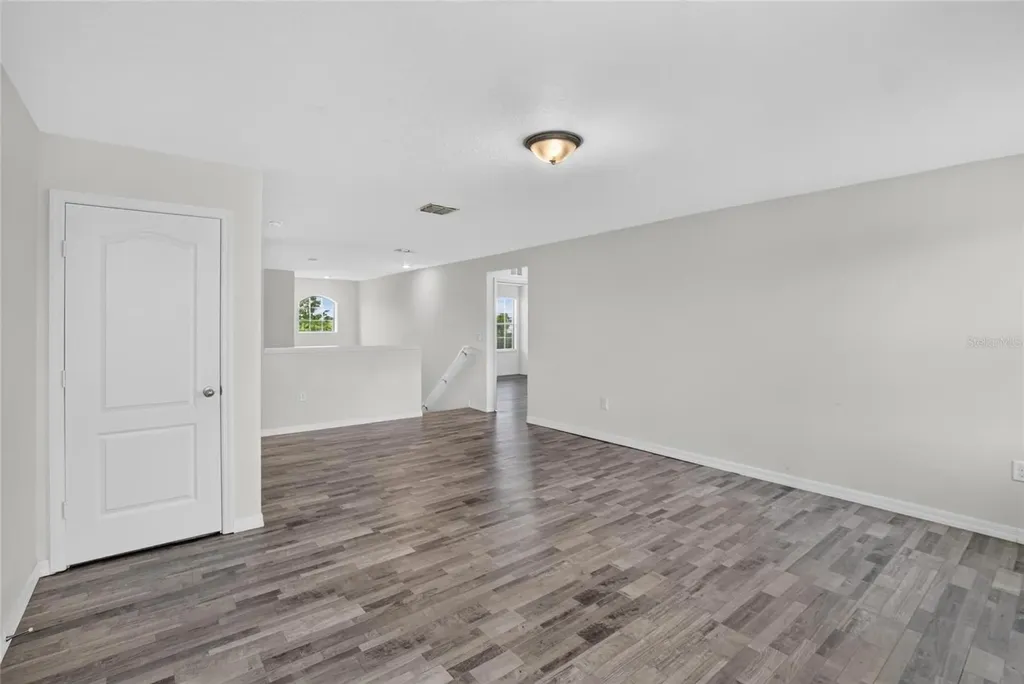 1115 Wynnmere Walk Avenue Ruskin FL 33570