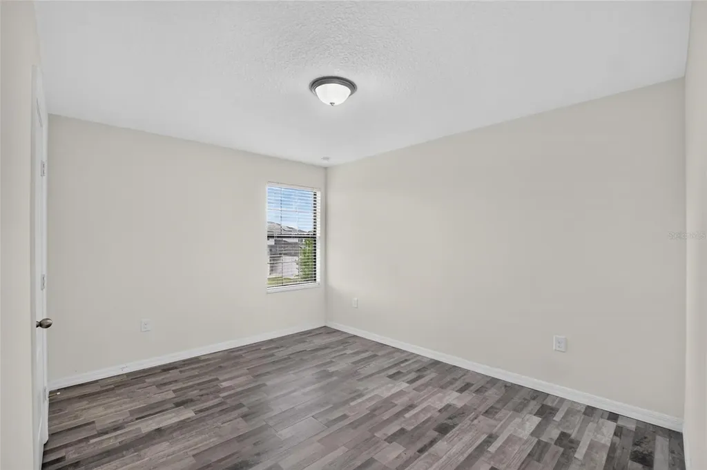 1115 Wynnmere Walk Avenue Ruskin FL 33570