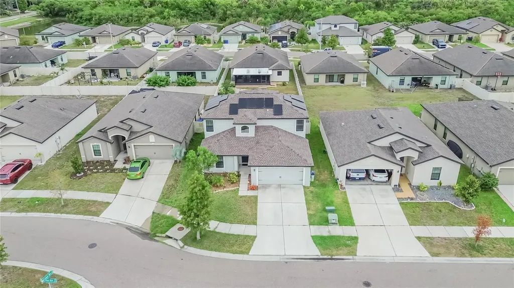 1115 Wynnmere Walk Avenue Ruskin FL 33570