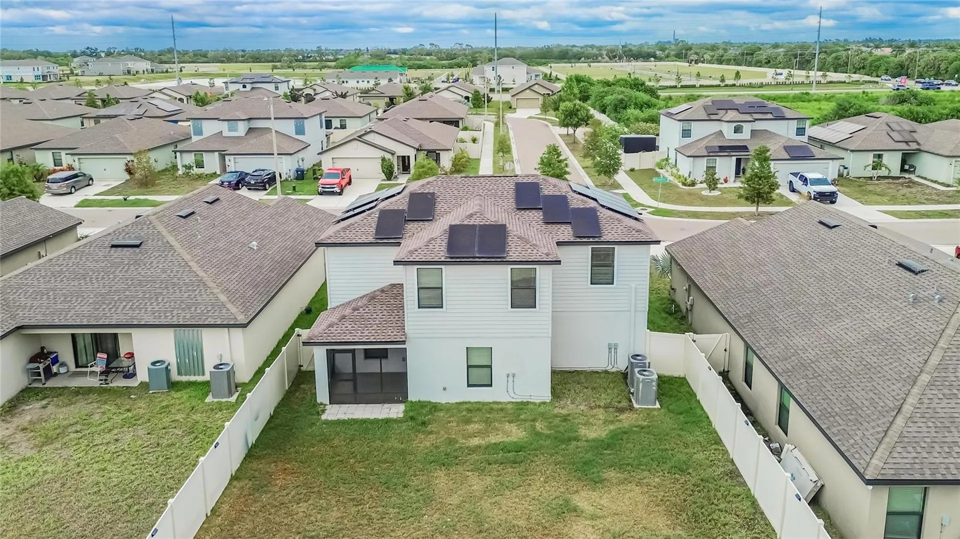 1115 Wynnmere Walk Avenue Ruskin FL 33570