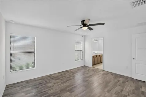 1115 Wynnmere Walk Avenue Ruskin FL 33570