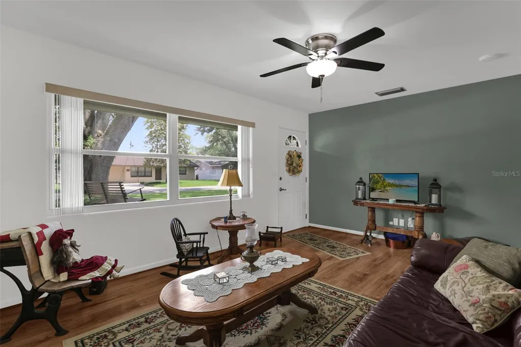 207 Temple Avenue Casselberry FL 32730