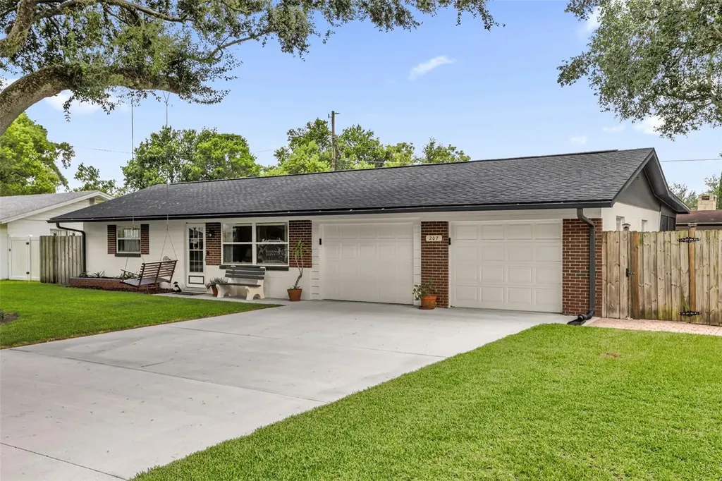 207 Temple Avenue Casselberry FL 32730