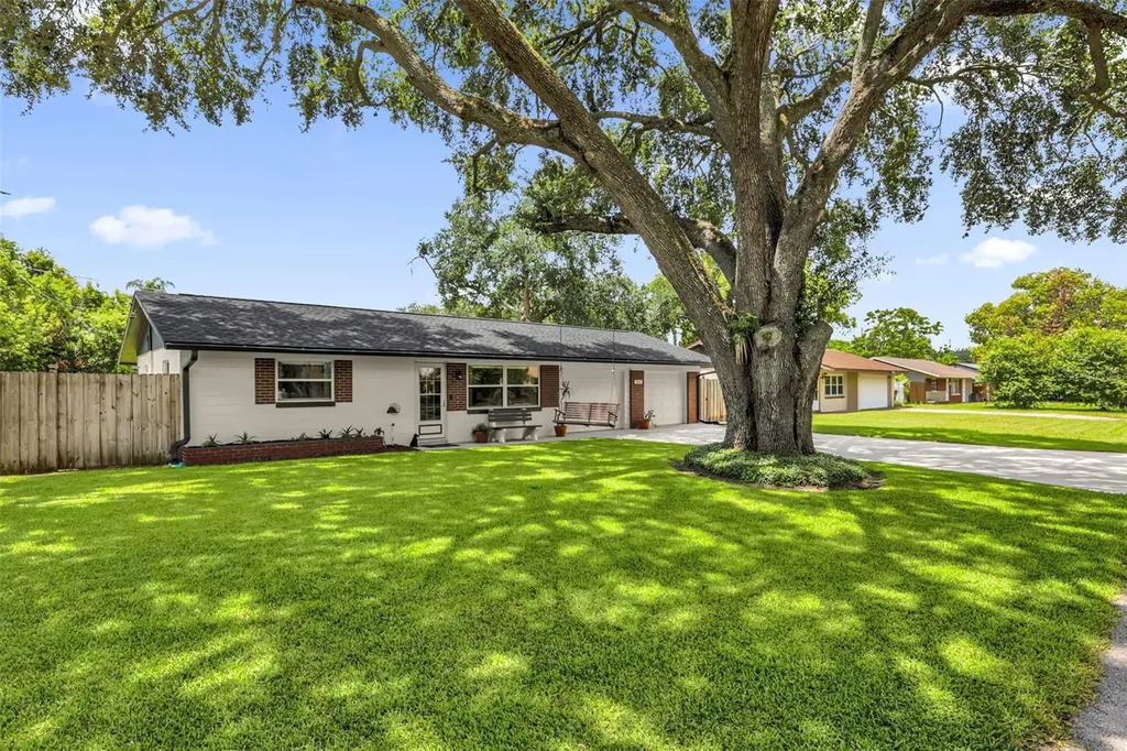 207 Temple Avenue Casselberry FL 32730