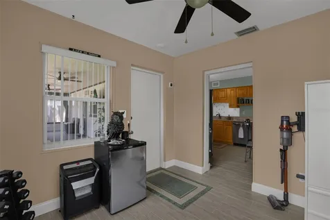 207 Temple Avenue Casselberry FL 32730