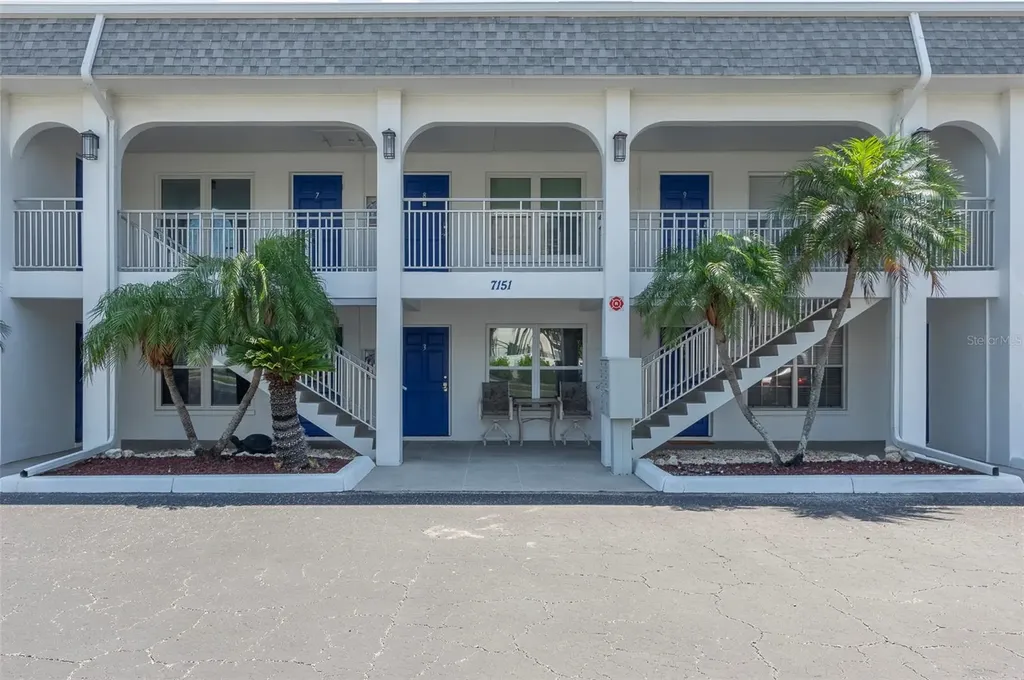 7151 Sunset Way St Pete Beach FL 33706