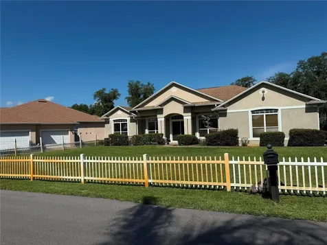 1504 Lake Thomas Loop Winter Haven FL 33880