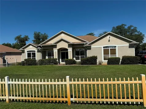 1504 Lake Thomas Loop Winter Haven FL 33880