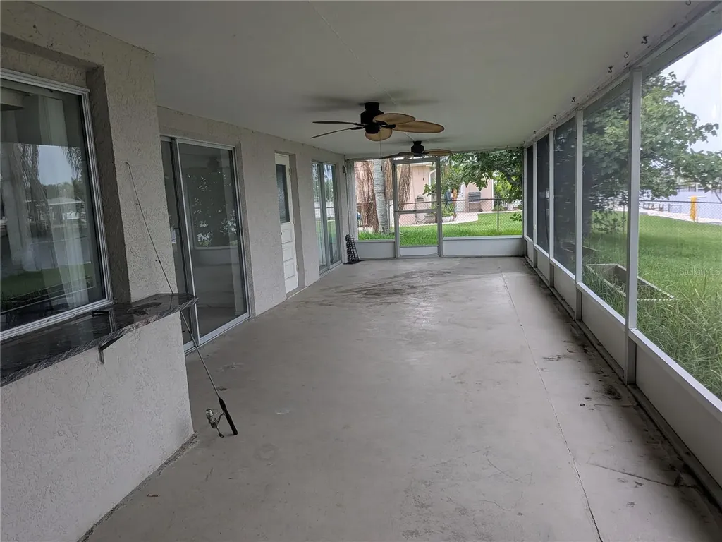 12633 3rd Isle Hudson FL 34667