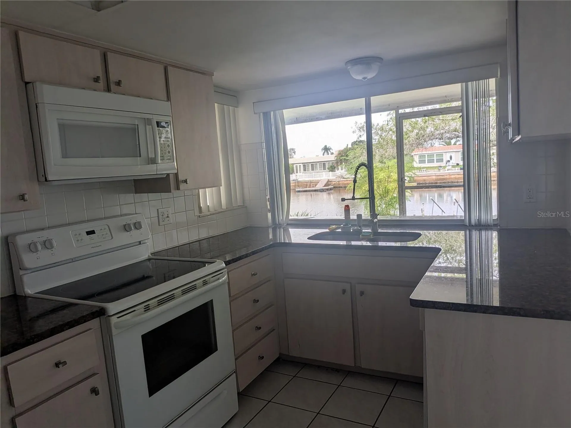 12633 3rd Isle Hudson FL 34667