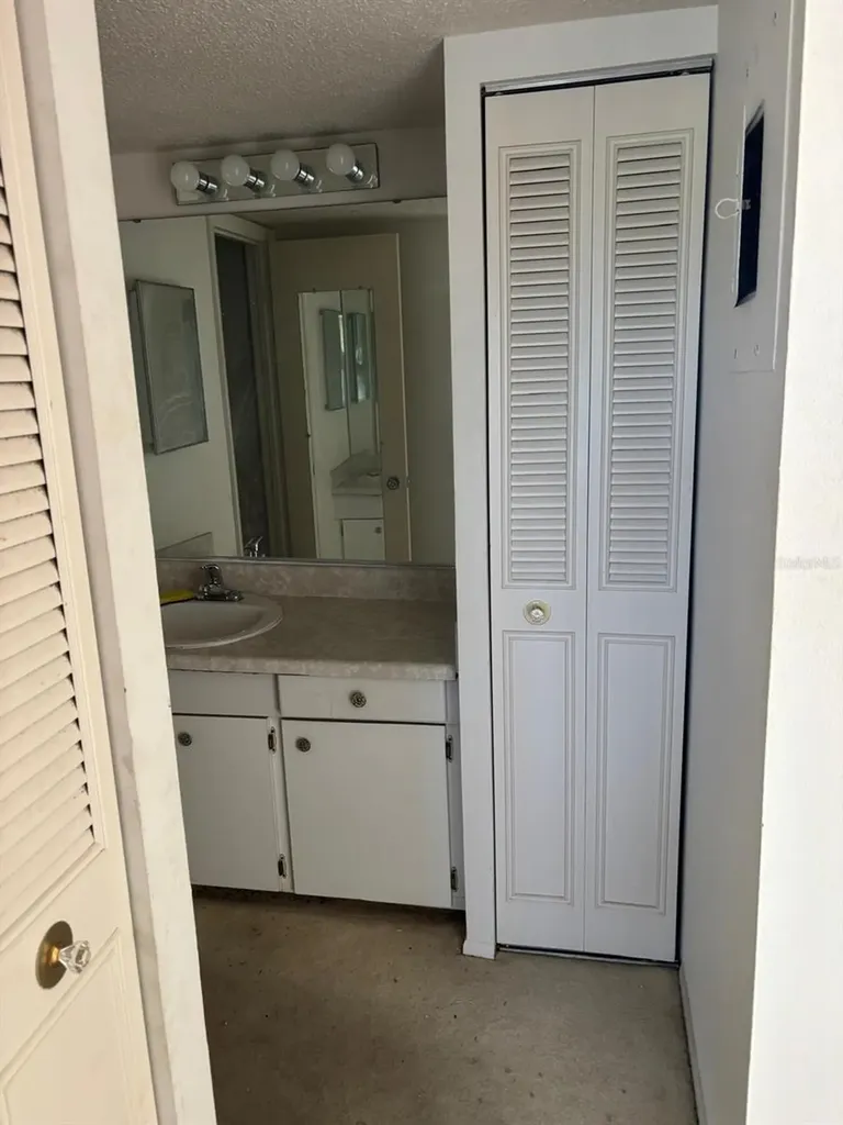 4210 Ironwood Circle Bradenton FL 34209