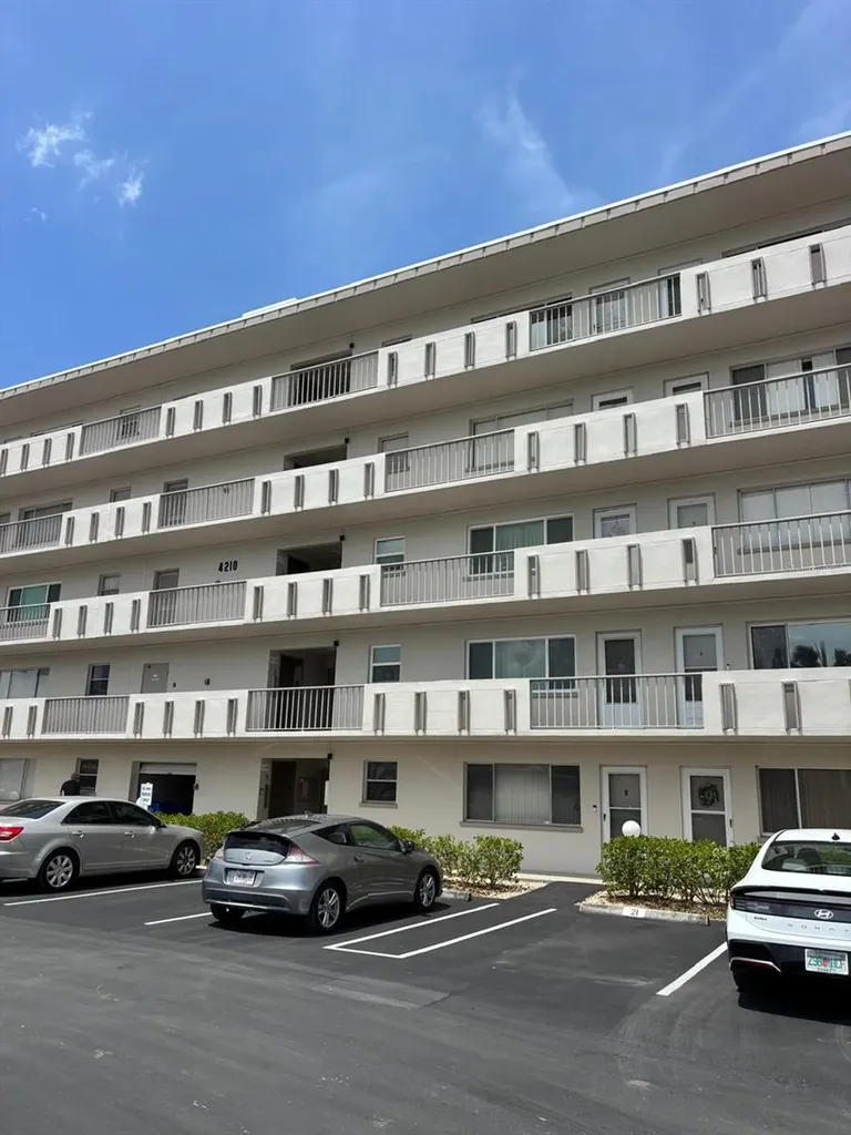4210 Ironwood Circle Bradenton FL 34209