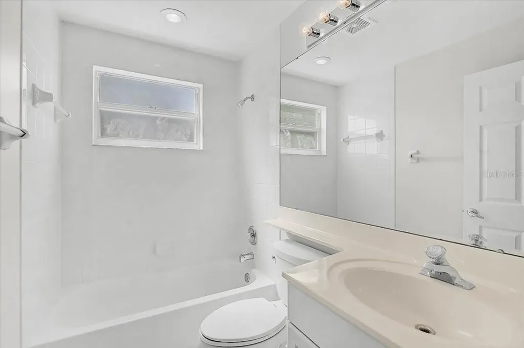 6870 Fairview Terrace Bradenton FL 34203