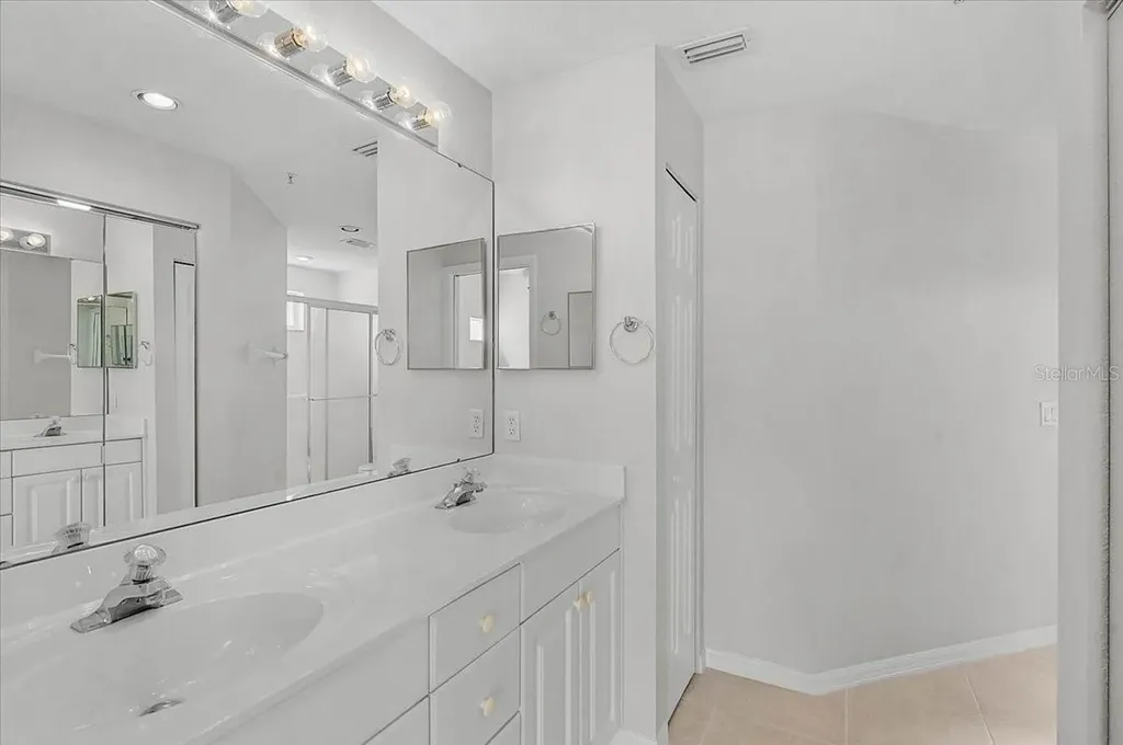 6870 Fairview Terrace Bradenton FL 34203