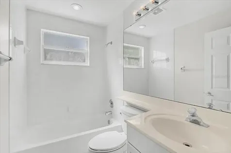 6870 Fairview Terrace Bradenton FL 34203