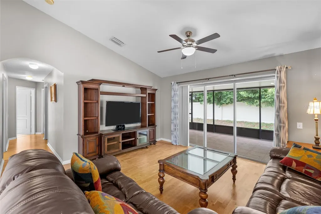 5868 War Admiral Drive Wesley Chapel FL 33544