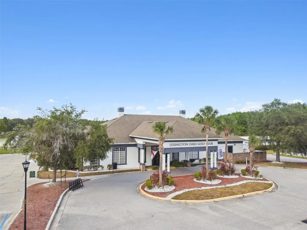 5868 War Admiral Drive Wesley Chapel FL 33544
