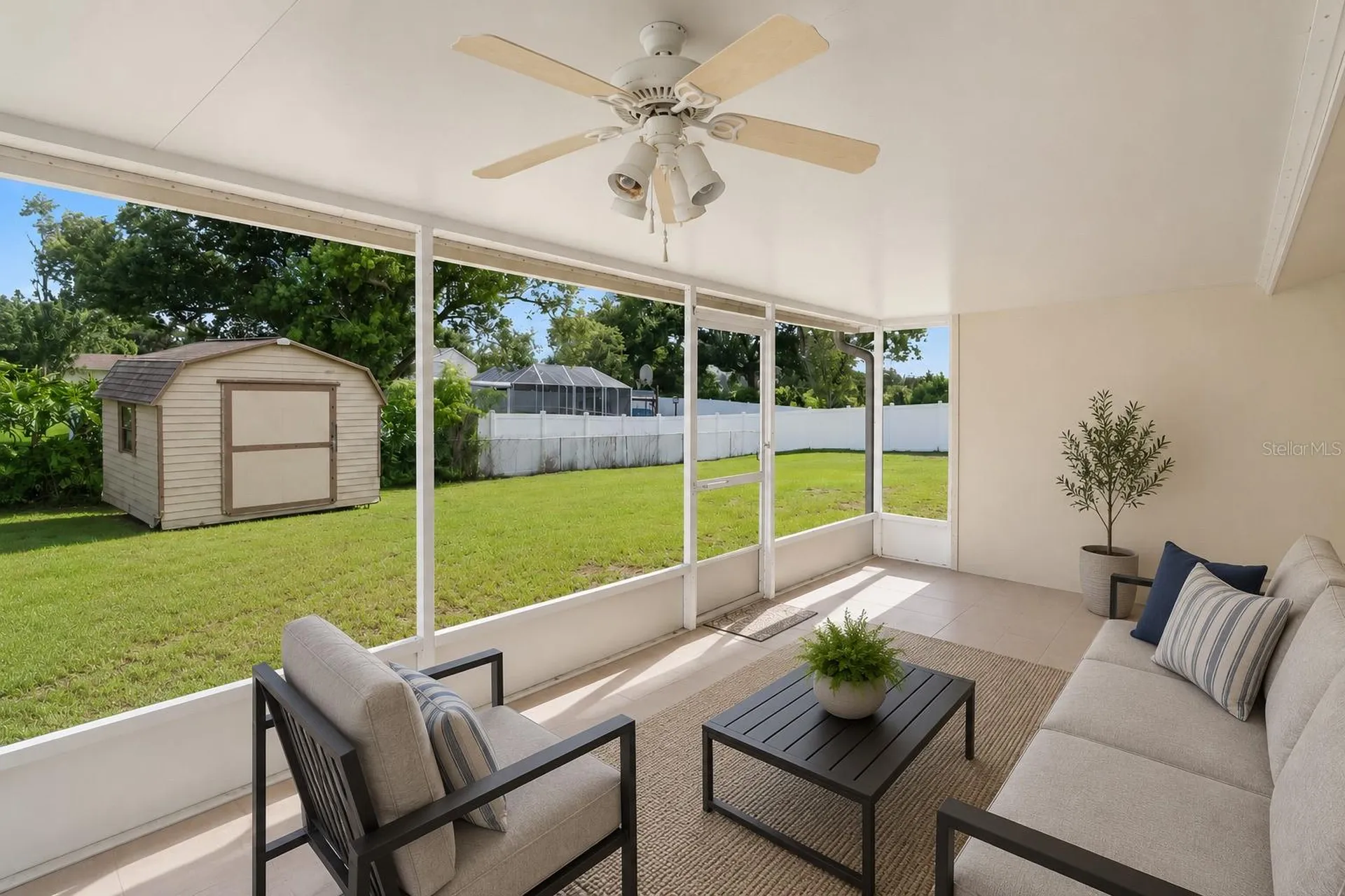 1208 Lady Guinevere Drive Valrico FL 33594
