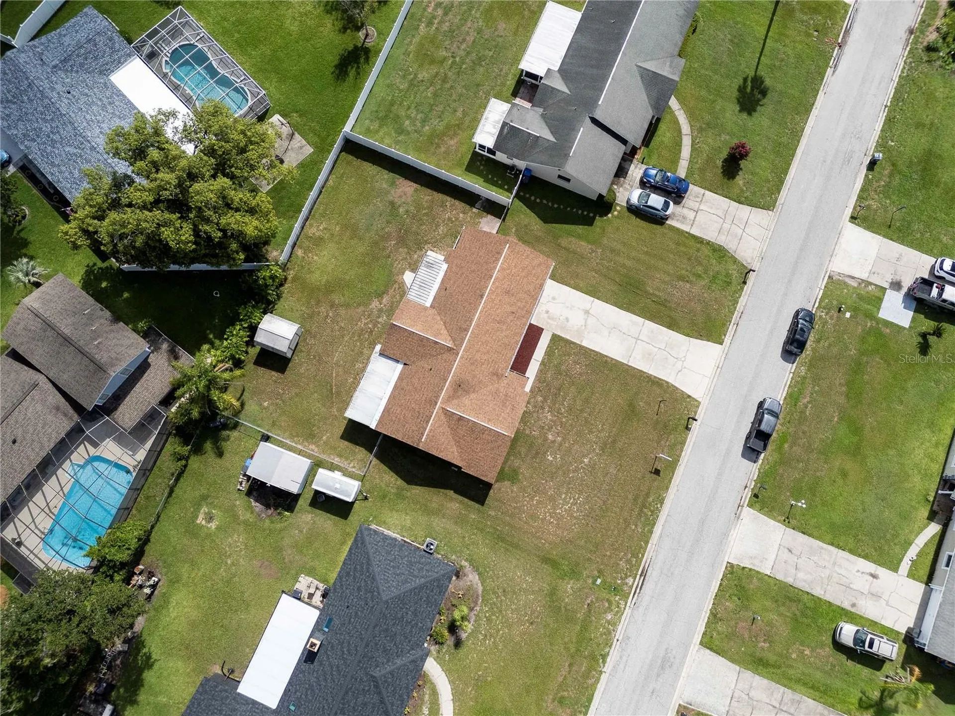 1208 Lady Guinevere Drive Valrico FL 33594