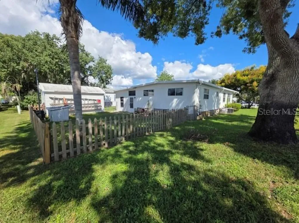34103 Hodges Road Leesburg FL 34788