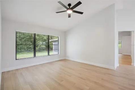 10212 Forget Me Not Court Orlando FL 32825