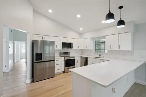 10212 Forget Me Not Court Orlando FL 32825