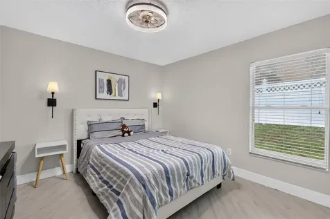 33150 Kaylee Way Leesburg FL 34788