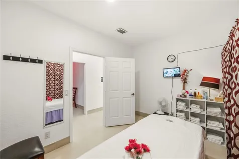 2081 Tamiami Trail Port Charlotte FL 33948