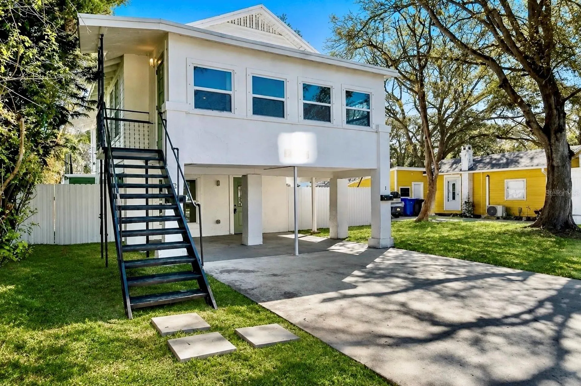 2238 Quincy Street S St Petersburg FL 33711