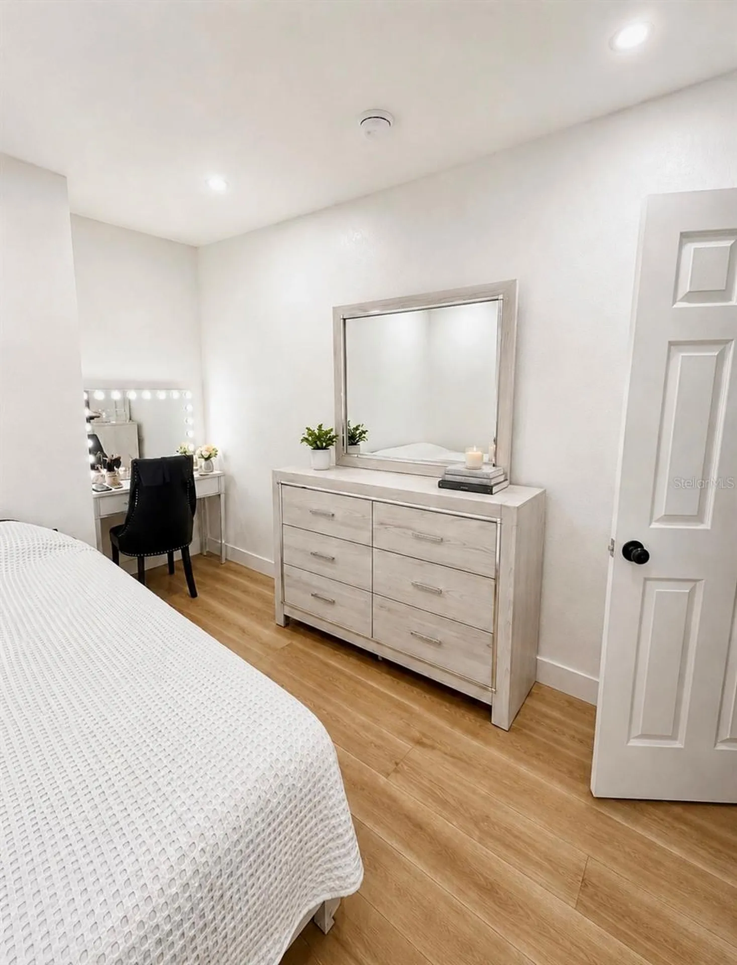2238 Quincy Street S St Petersburg FL 33711