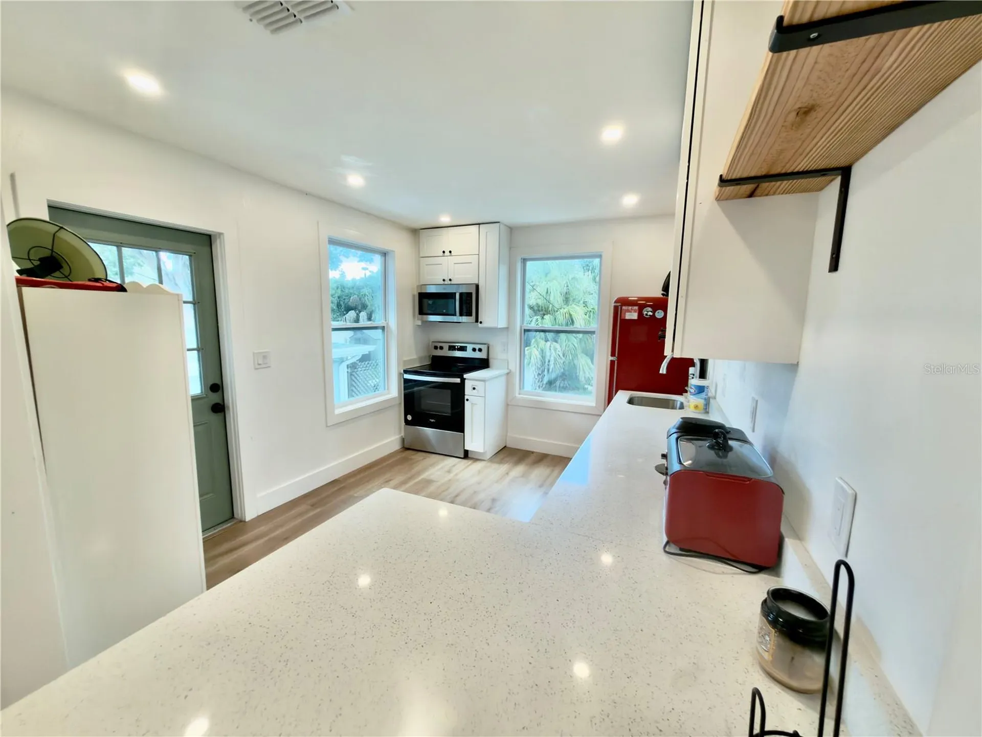 2238 Quincy Street S St Petersburg FL 33711