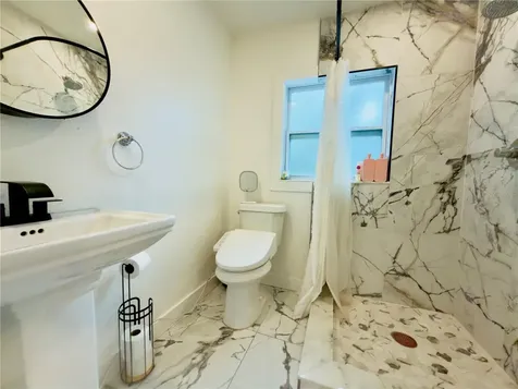 2238 Quincy Street S St Petersburg FL 33711